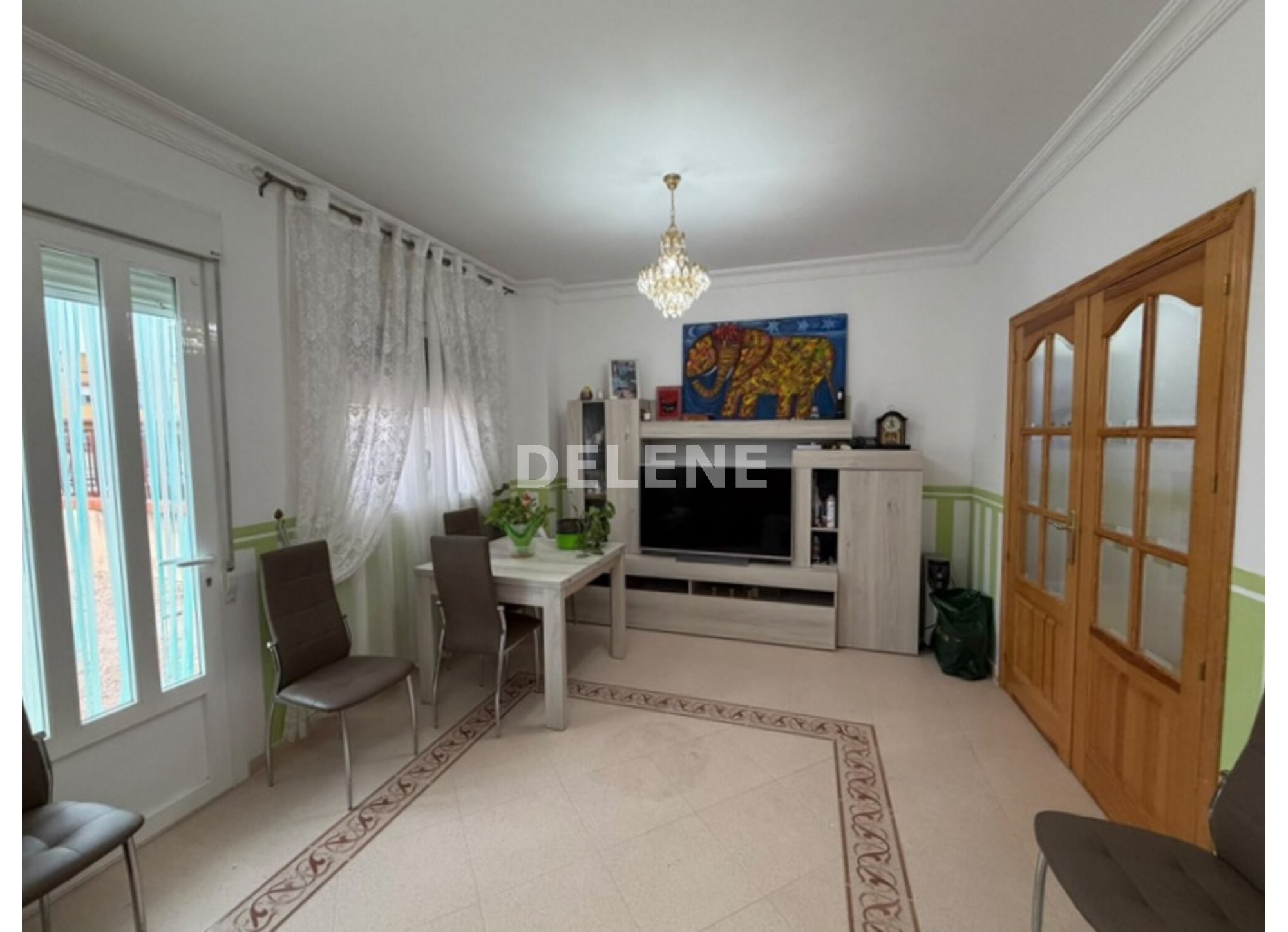3052 PISO EN PLANTA BAJA CON TRES PATIOS, ISSO