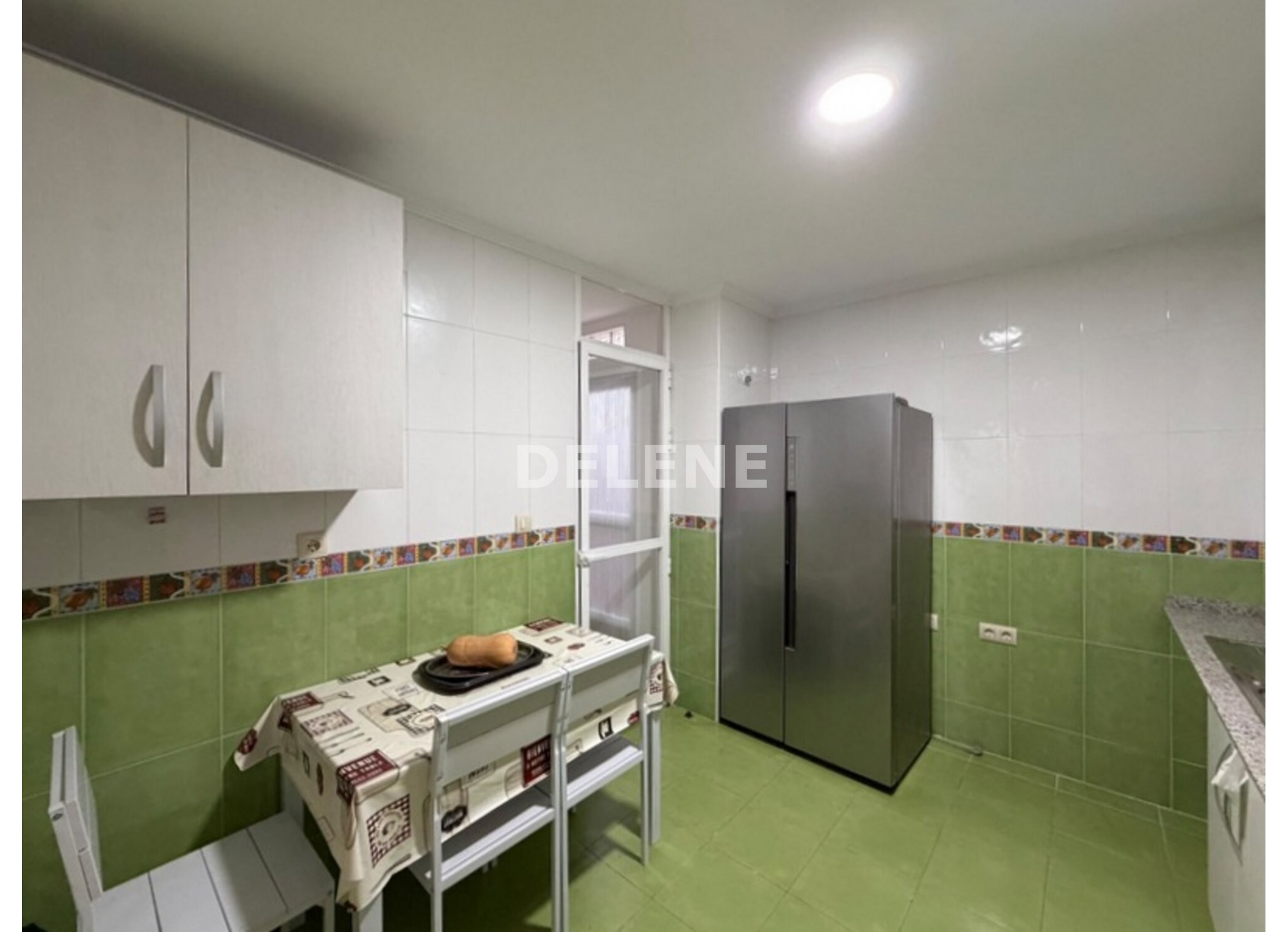 3052 PISO EN PLANTA BAJA CON TRES PATIOS, ISSO