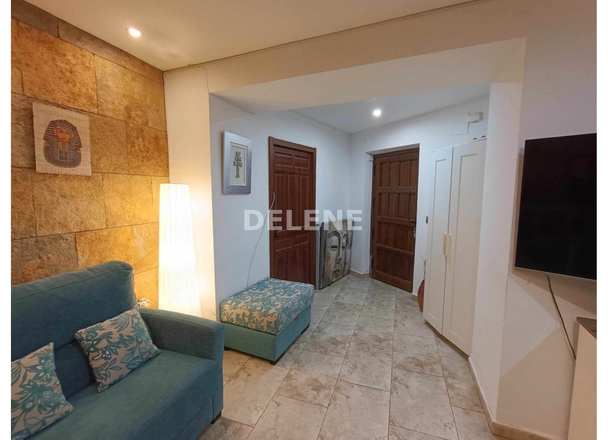 3053 APARTAMENTO, ZONA MERCADO DE ABASTOS