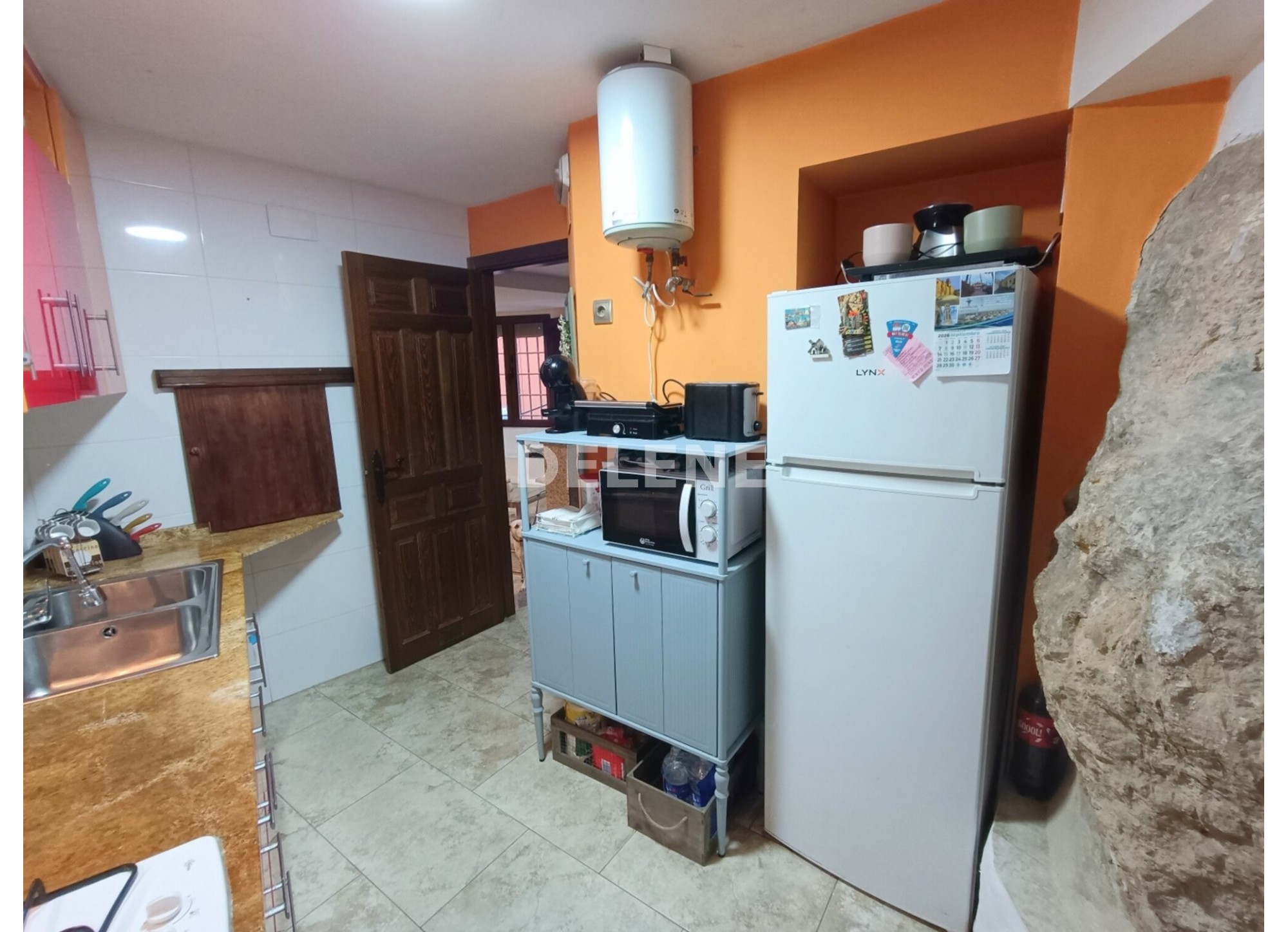 3053 APARTAMENTO, ZONA MERCADO DE ABASTOS