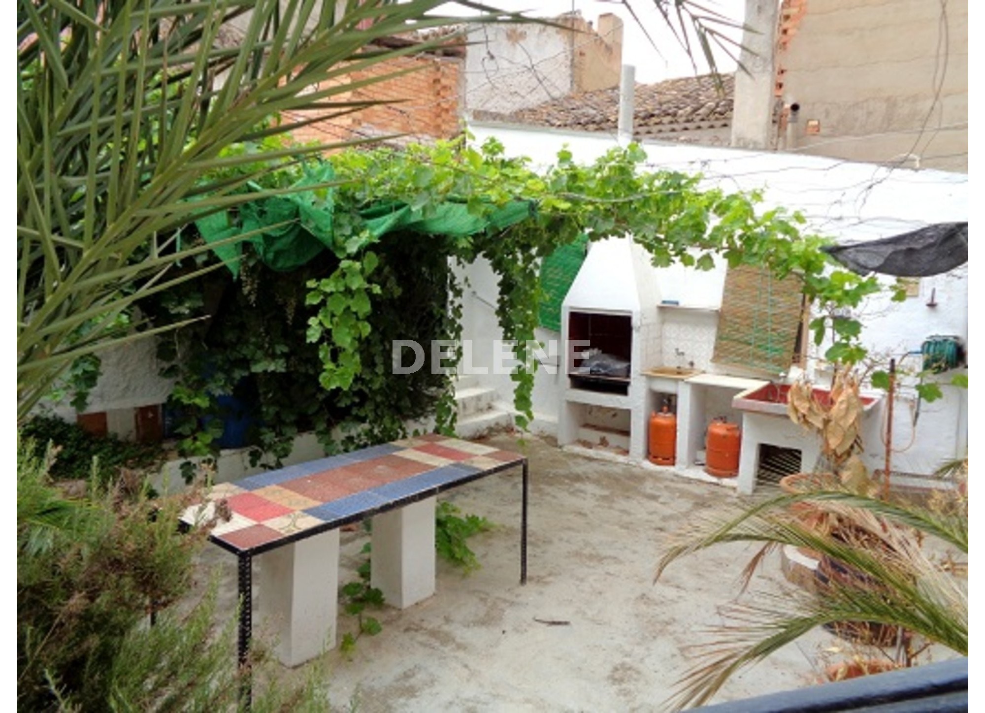 1449 CASA CON PATIO, PISCINA DE LA RIBERA